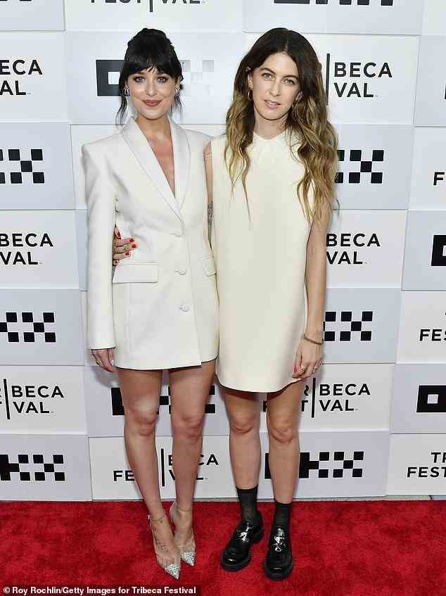 Hey girl! The Independent Spirit Award winner made sure to pose with one of her fellow producers, Ro Donnelly, who matched her in an off-white mini-dress