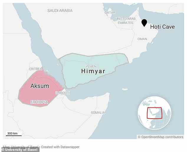 Sie glauben, dass der plötzliche Untergang der Himyar kurz darauf, der in seiner Eroberung durch das benachbarte Königreich Aksum (heute Äthiopien) gipfelte, auf eine Beziehung zwischen den beiden Ereignissen hindeutet
