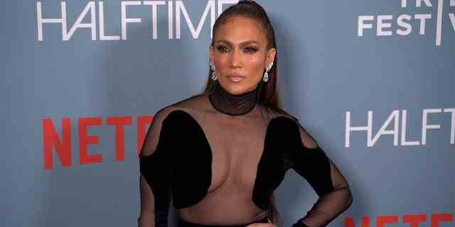 Jennifer Lopez war bei der Premiere ihrer neuen Netflix-Dokumentation dabei "Halbzeit."