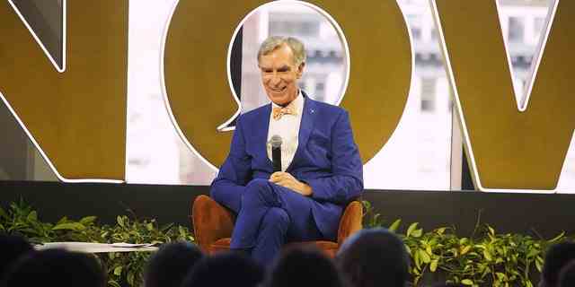Bill Nye spricht auf der Bühne beim Global Citizen NOW Summit in den Spring Studios am 23. Mai 2022 in New York City.