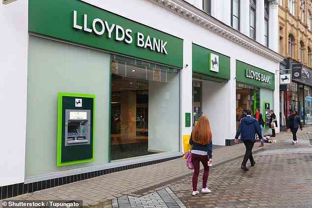 Die Lloyds Bank bietet Neukunden 125 £, wenn sie zu einem Bankkonto von Club Lloyds wechseln.