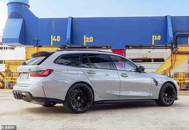 Mit einer Länge von fast 4,8 Metern und einem Preis ab 80.550 £ wird der neue BMW M3 Touring nur in der Ausstattung Competition mit Allradantrieb M xDrive angeboten