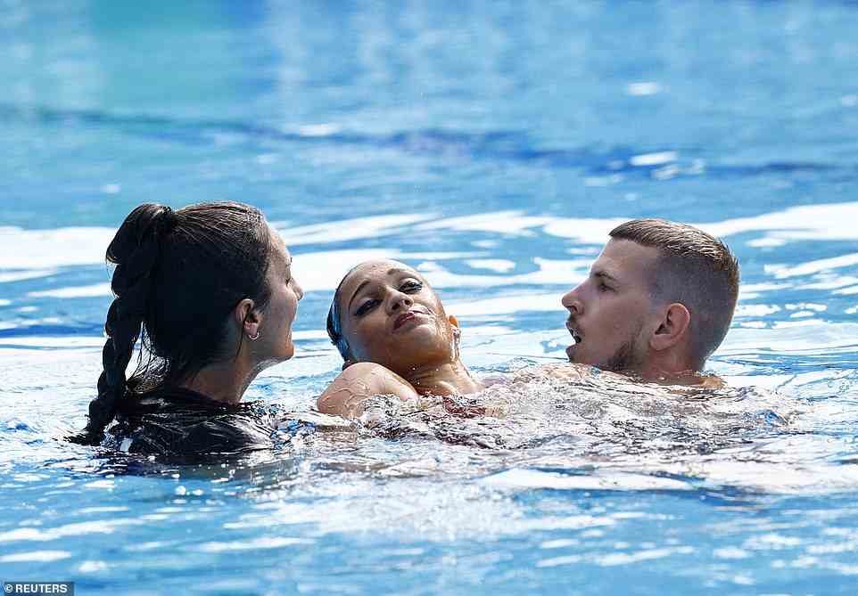 It is not known what caused Alvarez to faint but synchronised swimmers often have to hold their breath for a long time underwater