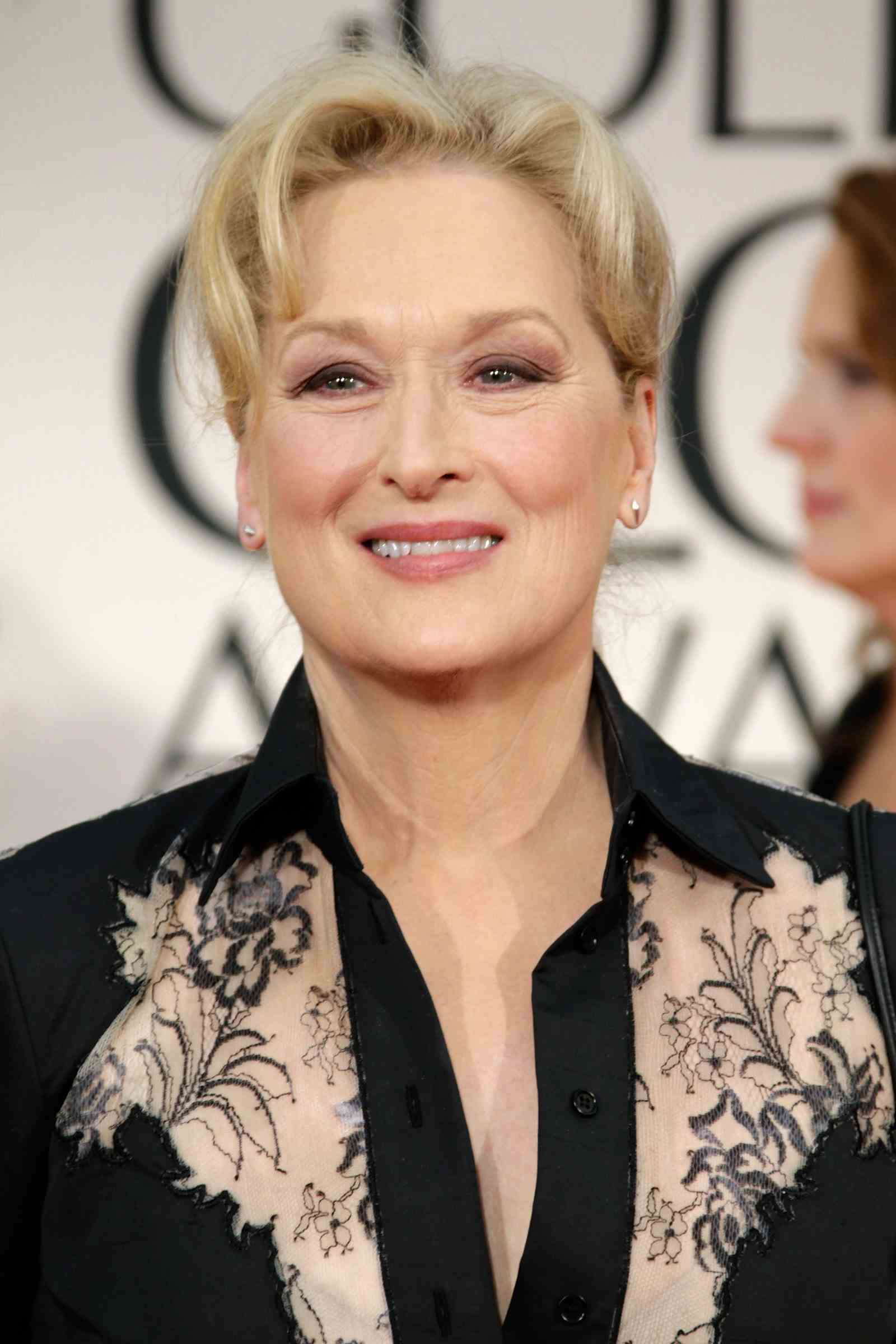 Das Bild kann das Gesicht und die Haut einer menschlichen Person von Meryl Streep enthalten
