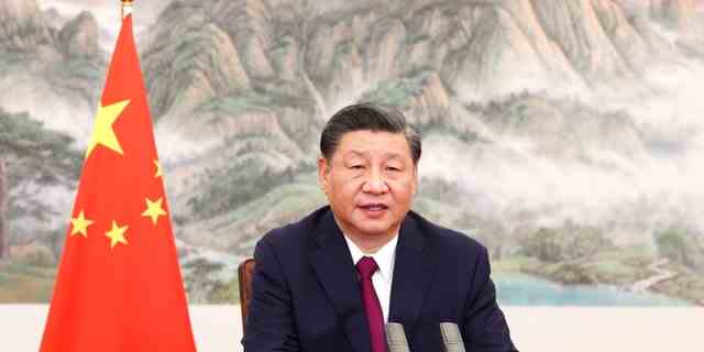 Auf diesem Foto, das von der chinesischen Nachrichtenagentur Xinhua veröffentlicht wurde, hält der chinesische Staatspräsident Xi Jinping eine Rede per Videolink bei der Eröffnungszeremonie des Bo'ao-Forums für Asien in Bo'ao in der südchinesischen Provinz Hainan am 21. April 2022.