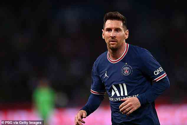 Satnos erklärte, dass EA Sports einigen Stars wie Lionel Messi ein Vermögen zahlt, um in ihren Videospielen aufzutreten