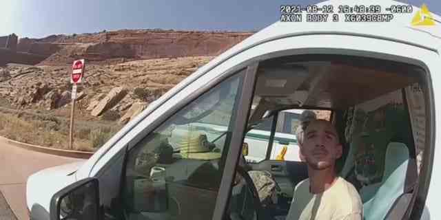 Die Polizei in Moab, Utah, hielt Brian Laundrie am 12. August an, nachdem er Gabby Petito angeblich in der Öffentlichkeit geschlagen hatte.