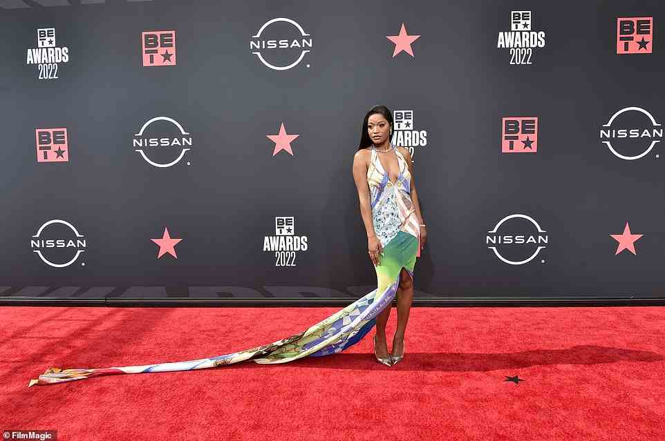 Quite the train! Keke took up quite a bit of the red carpet in order to properly display her lovely gown in its entirety