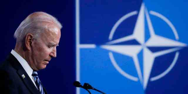 Präsident Biden sieht sich beim Nato-Gipfel in Madrid mit mehreren drängenden Problemen konfrontiert, allen voran der brutalen Invasion Russlands in der Ukraine.
