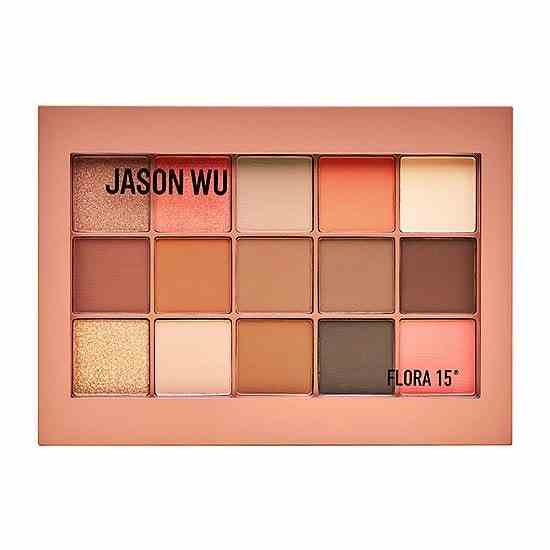 Jason Wu Beauty Flora 15 Eyeshadow Palette Rechteckige Palette mit 15 pfirsichfarbenen neutralen Lidschatten in pfirsichfarbenem Kompakt mit durchsichtigem Fenster auf weißem Hintergrund