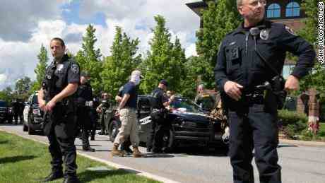 Die Polizei nahm am Samstag 31 Männer in der Nähe einer Pride-Veranstaltung in Coeur d'Alene, Idaho, fest.