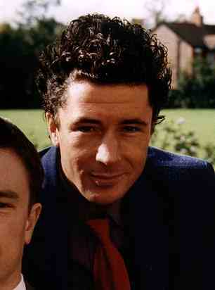 Irish actor Aiden Gillen starred as Stuart Jones in the 1999 series. His role in Queer As Folk secured him a BAFTA for Best Ascot and helped launch his career to new heights
