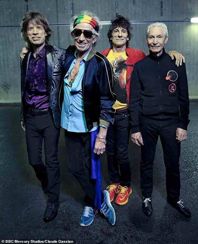 Sechzig Jahre später, nachdem Watts und Jones gegangen sind und Taylor und der ursprüngliche Bassist Bill Wyman kaum am Rande der Geschichte stehen, sind die Stones Mick und Keith plus Ronnie