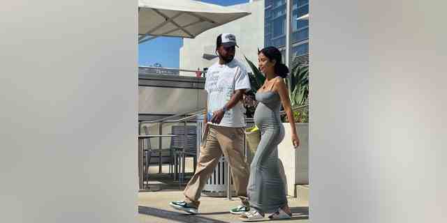 Jhené Aiko enthüllt ihren Babybauch, als sie am Samstag mit ihrem Freund Big Sean in Beverly Hills zum Mittagessen ausgeht.