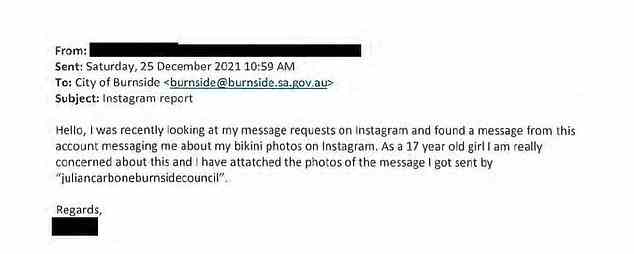 In einer E-Mail an den Burnside Council (im Bild) sagte die 17-Jährige, sie habe ihre Nachrichten durchgesehen und eine von „@juliancarboneburnsidecouncil“ gefunden.