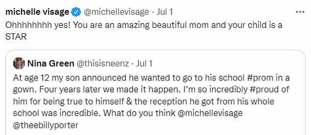 Sie markierte auch RuPaul's Drag Race-Richterin Michelle Visage und fragte nach ihrer Meinung, worauf die amerikanische Berühmtheit antwortete: „Ohhhhhhhh ja!  Du bist eine unglaublich schöne Mutter und dein Kind ist ein STAR.
