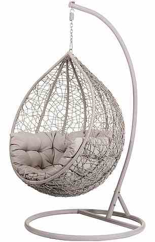 Siena Hanging Egg Chair, £ 150 von B & M