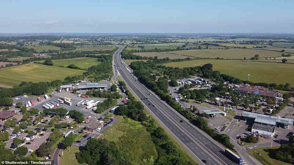 The average satisfaction score for motorways and A-roads in England is 68%. The top-rated route - the M40 - ran over that figure, receiving a 79% overall rating