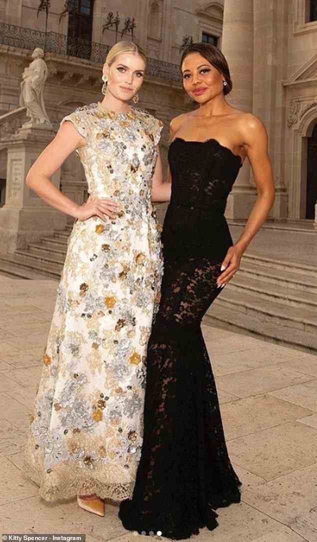 Blaublütige Schönheiten: Prinzessin Dianas Nichte, 31, wurde Anfang dieses Monats von ihrer besten Freundin, der Marchioness of Bath, bei der Mode-Extravaganz in Scicily begleitet