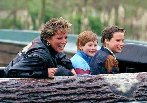 Diana mit ihren Söhnen William und Harry