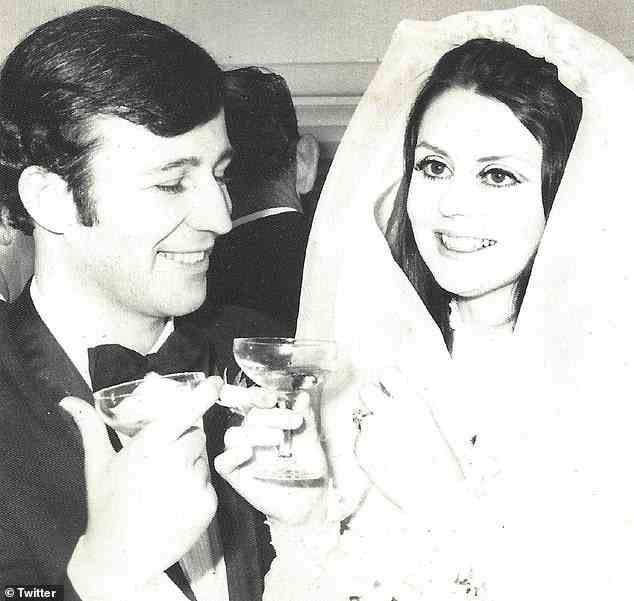 Di und Mick sind an ihrem Hochzeitstag vor mehr als 50 Jahren abgebildet