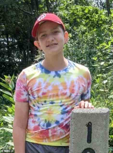Caleb Ziegelbauer (im Bild), 13, aus Port Charlotte, Florida, kämpft derzeit im Krankenhaus um sein Leben, nachdem er eine Infektion durch die hirnfressende Amöbe erlitten hat