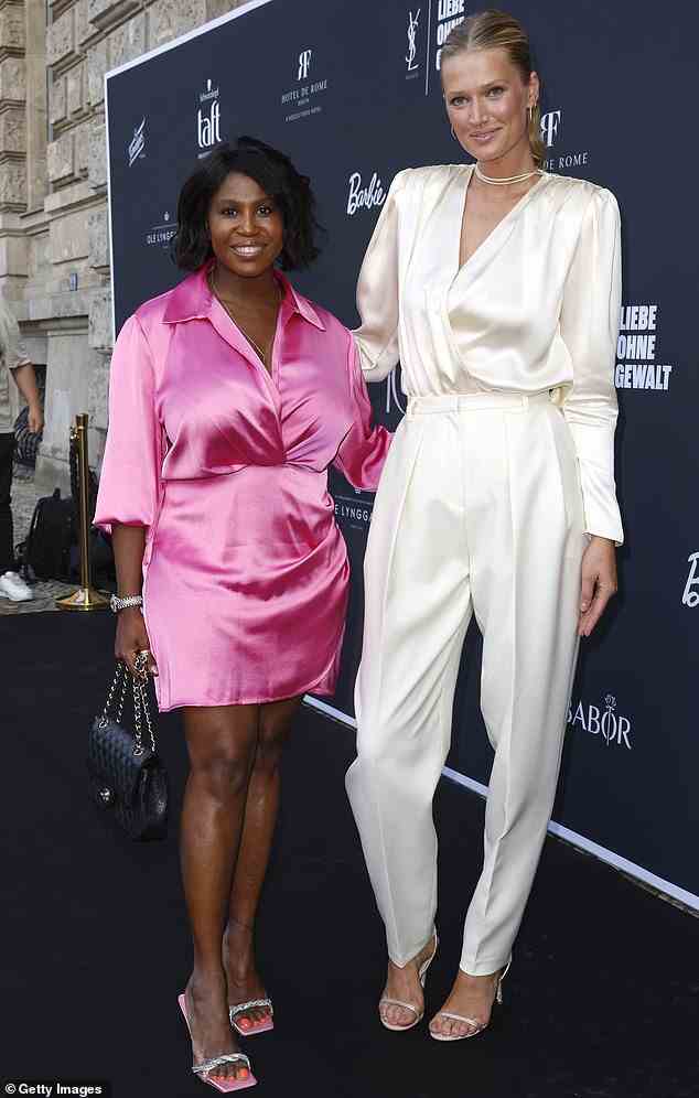 Stars: Motsi Mabuse und Toni Garrn zeigten ihre unwahrscheinliche Freundschaft, als sie am Freitag gemeinsam bei einem Frauen-Empowerment-Event in Berlin posierten