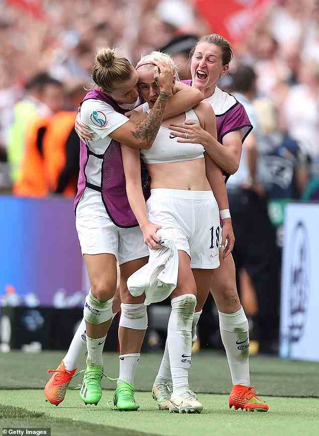 Der Sieg beschert England den allerersten großen Titel im Frauenfußball und den ersten Euro-Sieg für eine englische Mannschaft