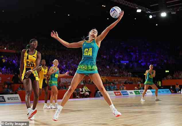 Jamaika hatte Australien nur drei Tage zuvor geschlagen, aber die Diamonds schalteten die weltbeste Spielerin Jhaniele Fowler aus, um sich zu rächen
