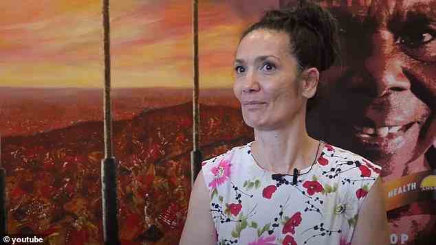 Die CEO des Zentralaustralischen Aborigine-Kongresses, Donna Ah Chee (im Bild), sagte, die Entscheidung, die Richtlinie aufzuheben, die sie als „positive Diskriminierung“ bezeichnete, habe zu einer Zunahme schwerer alkoholbedingter Verletzungen geführt
