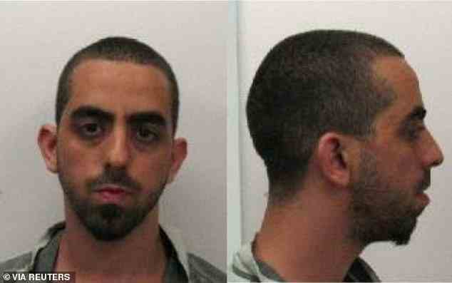 Neu veröffentlichte Fahndungsfotos zeigen den mutmaßlichen Messerstecher Hadi Matar, als er in New York festgenommen wurde