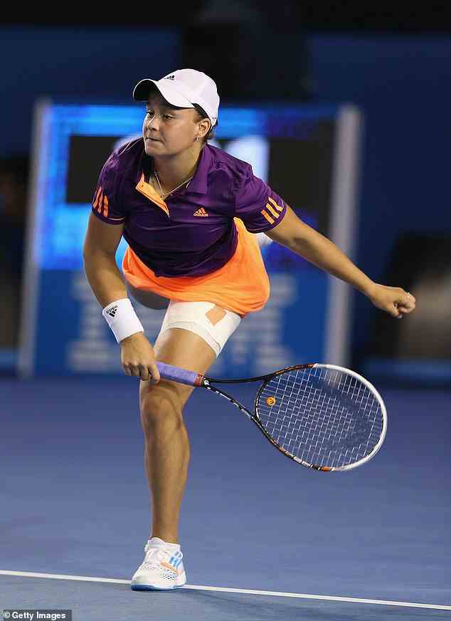 Ash Barty gab ihren Rücktritt vom Sport im Alter von 26 Jahren als Nummer 1 der Welt und amtierende Australian Open- und Wimbledon-Siegerin bekannt