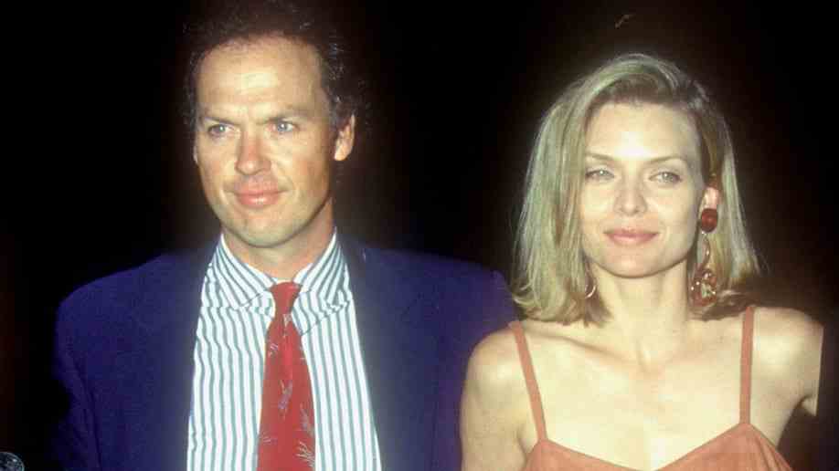 Catwoman-Schauspielerin Michelle Michelle Pfeiffer und Batman-Schauspieler Michael Keaton bei der 