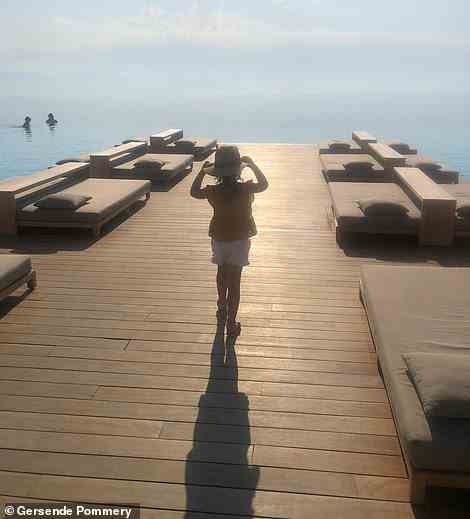 To infinity pool and beyond: Ted's daughter soaks it all in