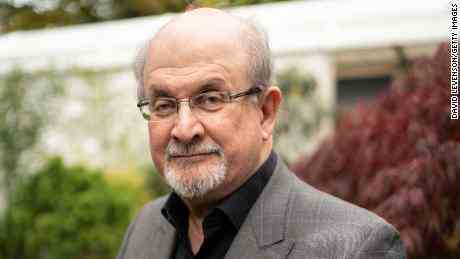 Salman Rushdies Behandlung heikler politischer und religiöser Themen machte ihn zu einer umstrittenen Figur.