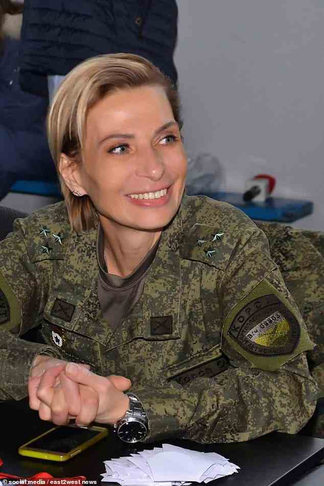 Oberstleutnant Olga „Kursa“ Kachura, 52, wurde sofort getötet, nachdem eine ukrainische Rakete ihr Auto getroffen hatte, als sie in der Stadt Horliwka in der Region Donezk in der Ukraine fuhr