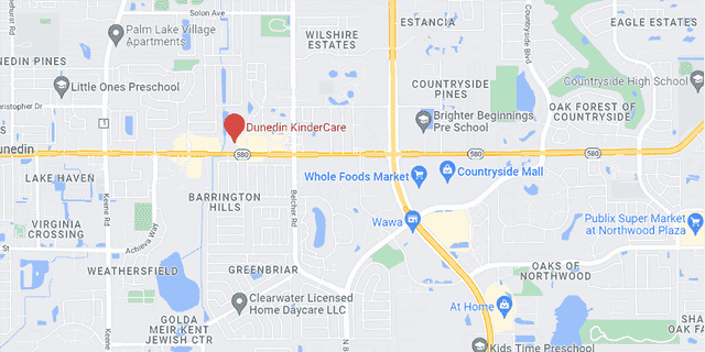Ein Google Maps-Foto des Kindercare Learning Center in Dunedin, Florida.