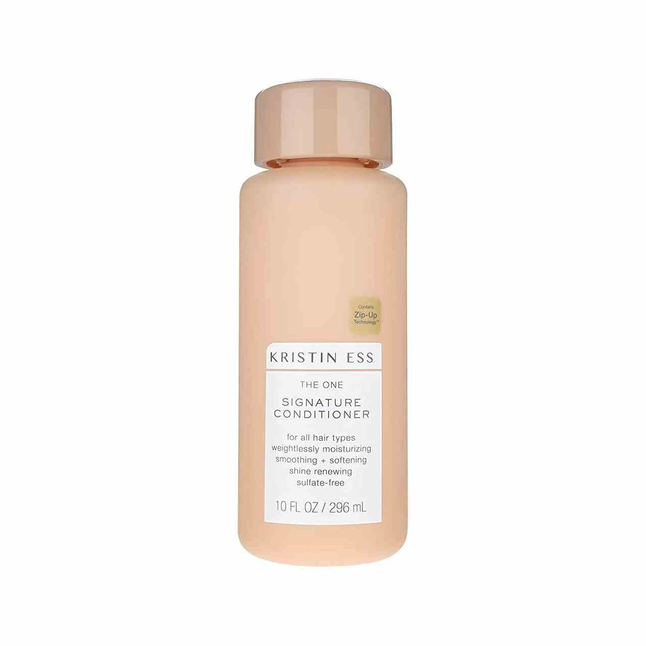 Kristin Ess extra sanfter Conditioner für empfindliche Haut + Kopfhaut rosa Flasche Shampoo auf weißem Hintergrund