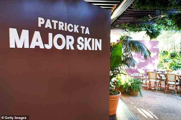 Am Montag, den 29. August, veranstaltete der berühmte Make-up-Künstler Patrick Ta Beauty ein VIP-Dinner in Los Angeles, um die größte Markteinführung der Marke des Jahres zu feiern, die Major Skin Creme Foundation und das Finishing Powder Duo