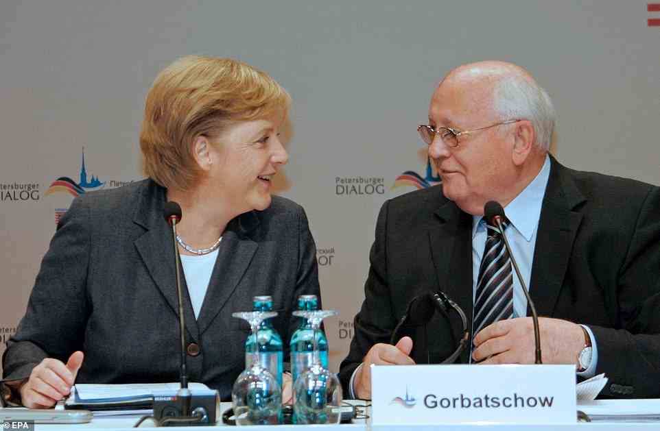 Angela Merkel and former Gorbachev attending German-Russian consultations in Wiesbaden, October 2007