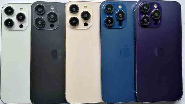Eine Aufnahme von fünf iPhone 14 Pro Dummy-Einheiten in Silber, Graphit, Gold, Blau und Lila