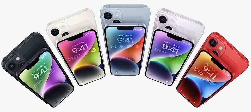 iPhone 14 und iPhone 14 Plus sind in fünf auffälligen Farben erhältlich: Midnight, Starlight, Blue, Purple und Product Red