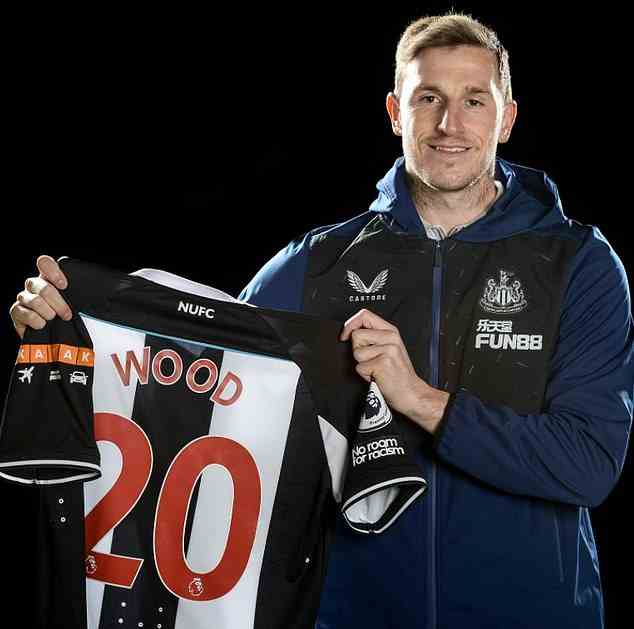Burnley soll im Januar im Rahmen des Deals für Chris Wood 12,5 Millionen von Newcastle erhalten