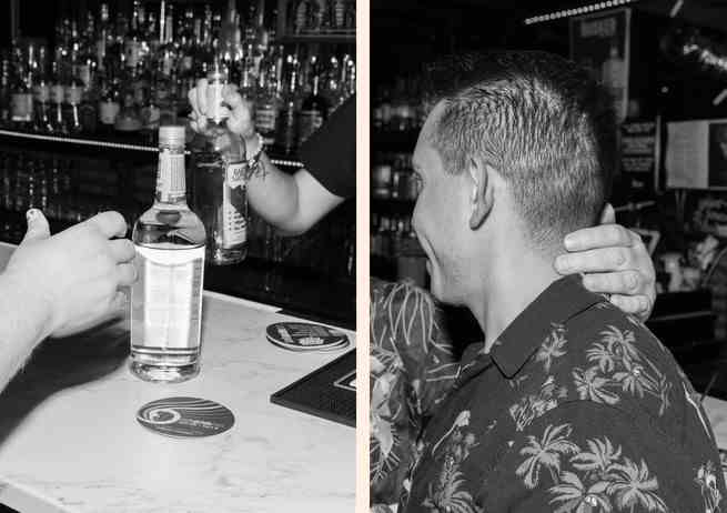 Diptychon: Flasche Alkohol;  Hand auf den Hals eines Mannes