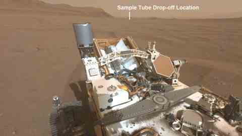 Der Rover hat einen potenziellen Standort erkundet, um seinen Probenspeicher abzugeben.