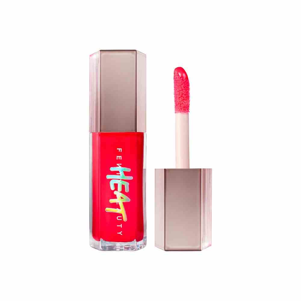 Fenty Beauty Gloss Bomb Heat Universal Lip Luminizer auf weißem Hintergrund