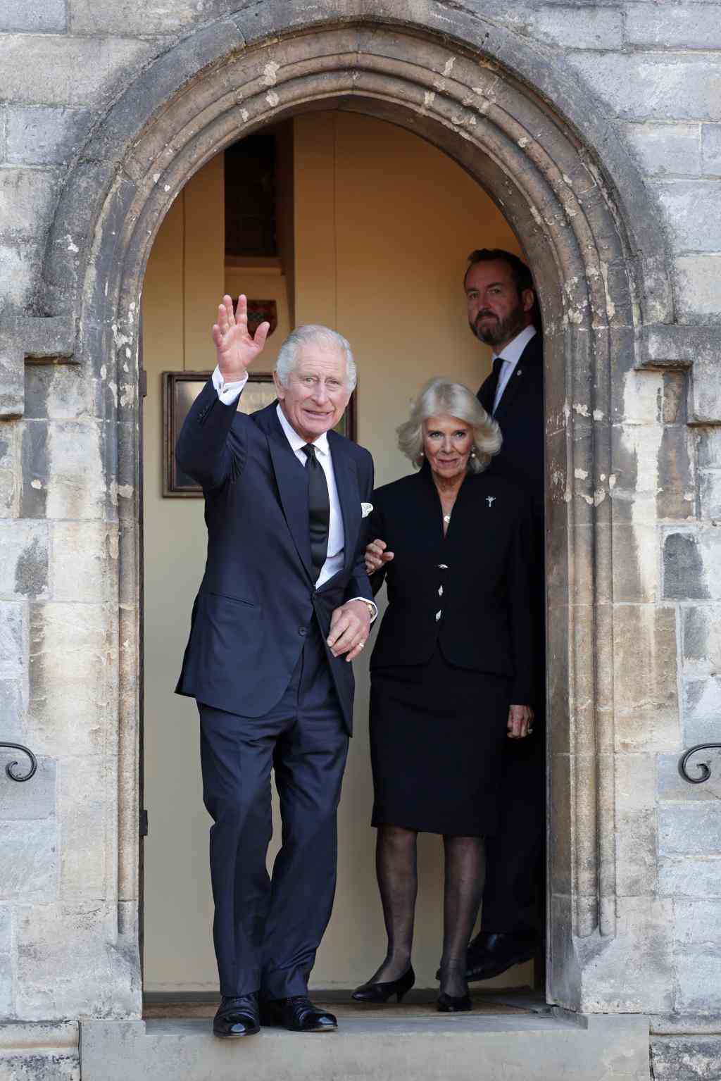 König Charles III und die Queen Consort besuchen Wales
