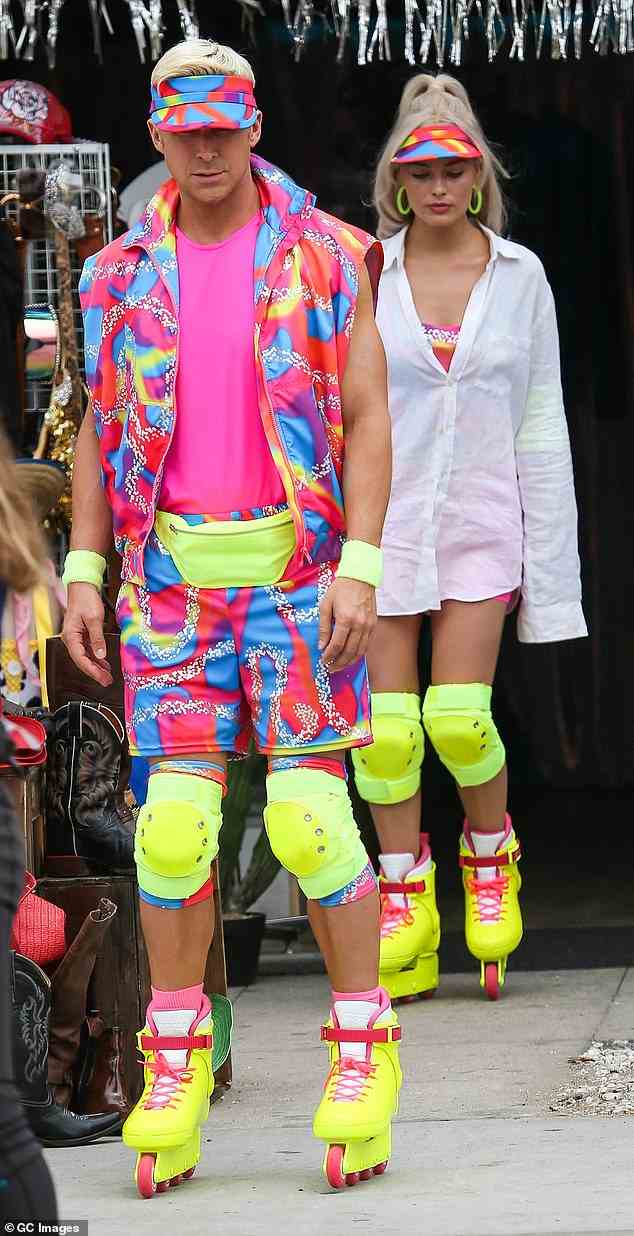 Entscheiden Sie sich für ein Neon-Ensemble wie Margot Robbie und Ryan Goslings neue Version von Barbie und Ken, um auf der Eisbahn aufzufallen
