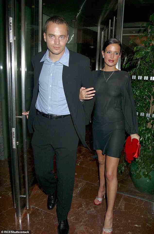 Mark Bosnich mit Ex-Freundin Sophie Anderton, einem britischen Model.  Das Paar hatte eine unglückselige Beziehung, die von starkem Kokainkonsum geprägt war