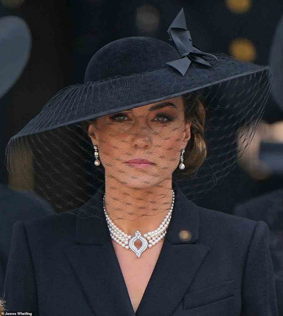 The Princess of Wales paid tribute to Her Majesty by wearing her pearl necklace and drop earrings for the funeral today